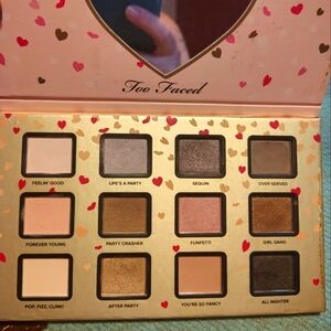 Too Faced Eyeshadow Palette - Multicolor